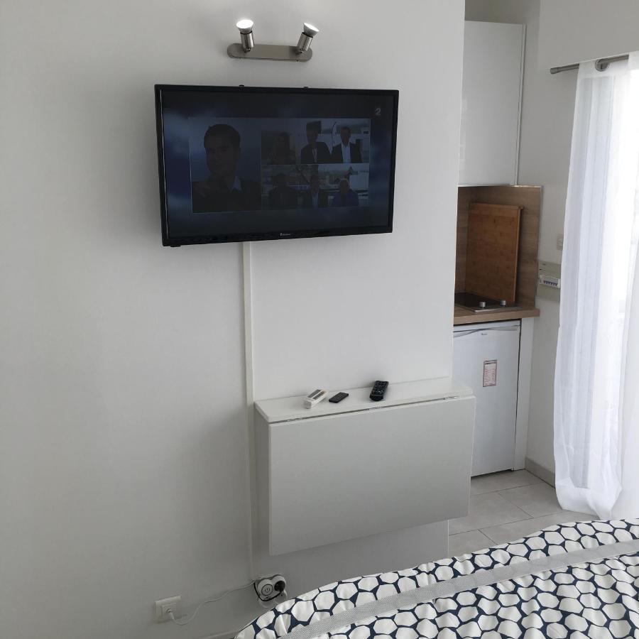 Studio Carre D'Or Situe A 50 M De La Plage Aparthotel Nice Bagian luar foto